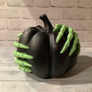 SPOOKY NIGHT Glow In The Dark Pumpkin With Witch Hands